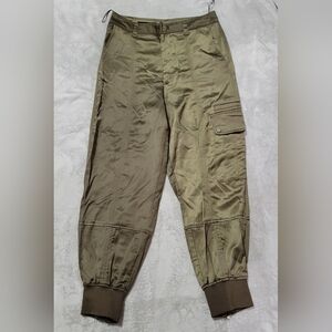 Zara Women's Olive Green Cargo Pants